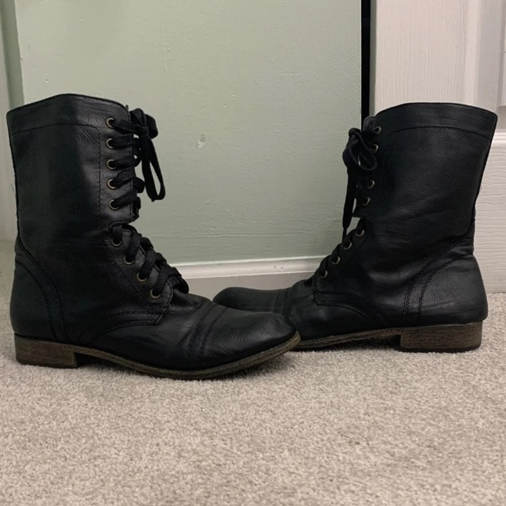 Women’s combat boots